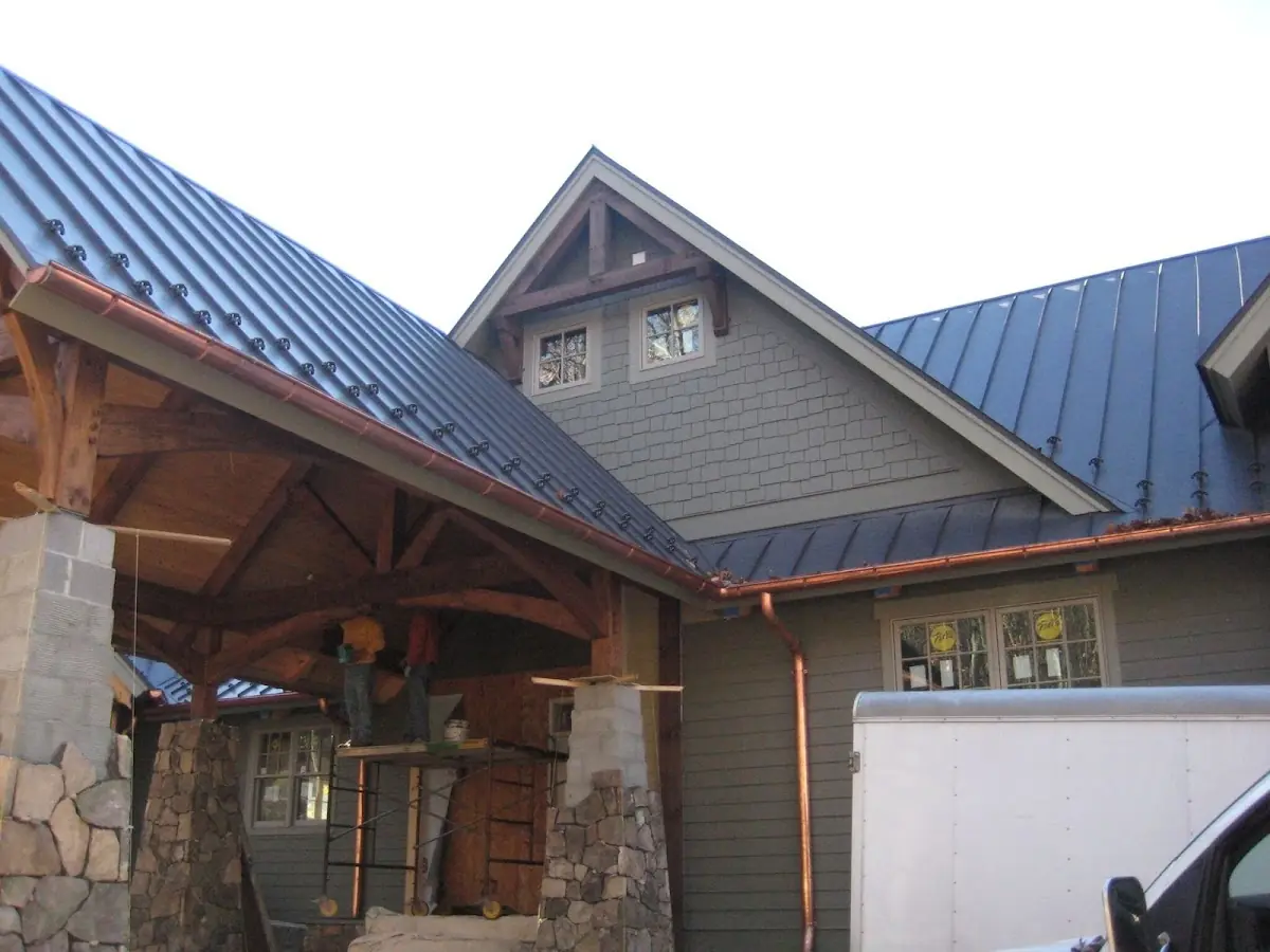 Craftsman Roofing team delivering quality roofing work in Wethersfield